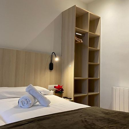 Hostal Bestprice Barcelona Stadium Extérieur photo