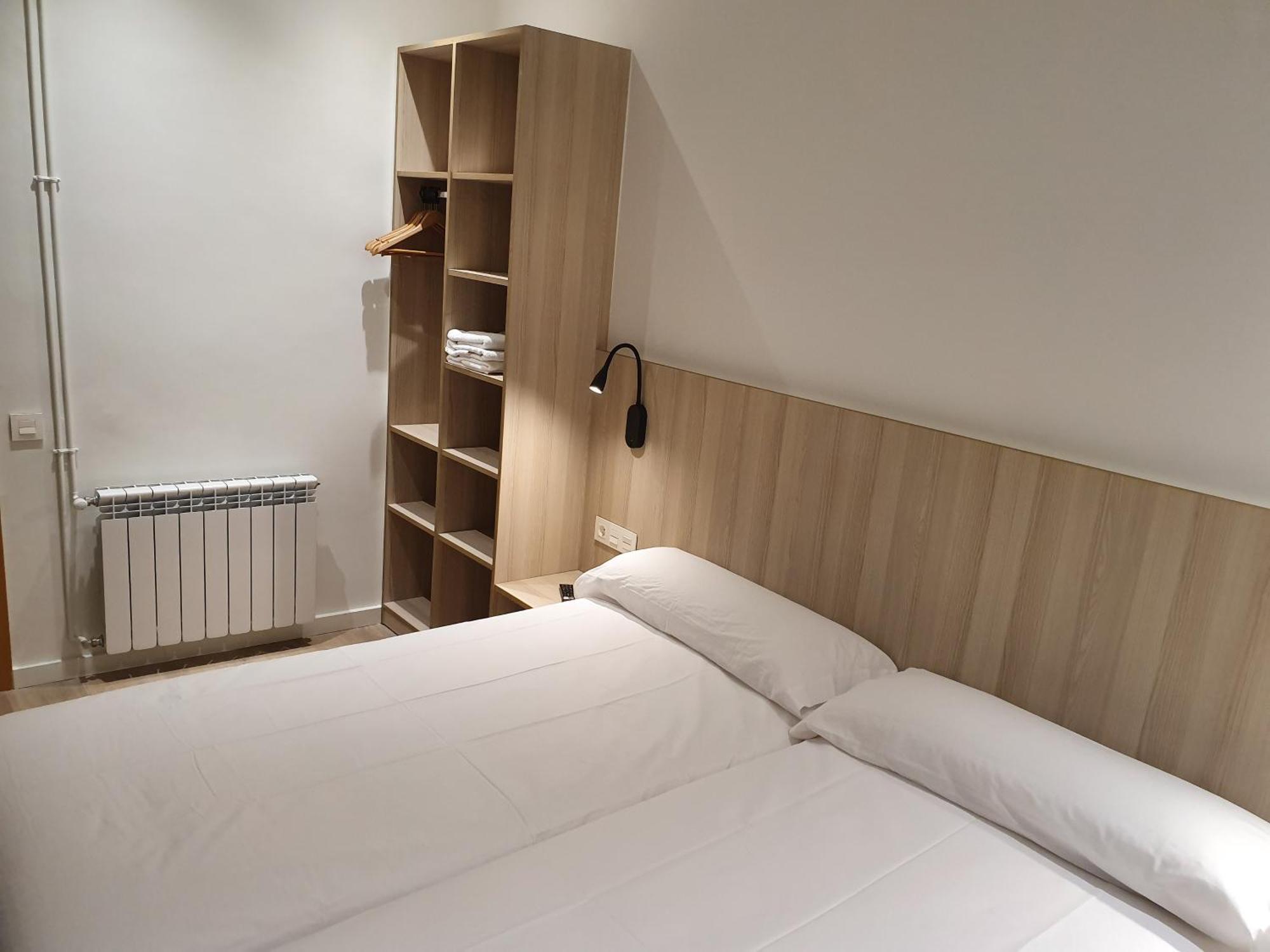 Hostal Bestprice Barcelona Stadium Extérieur photo