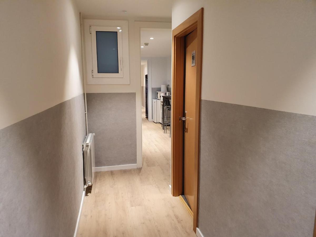 Hostal Bestprice Barcelona Stadium Extérieur photo