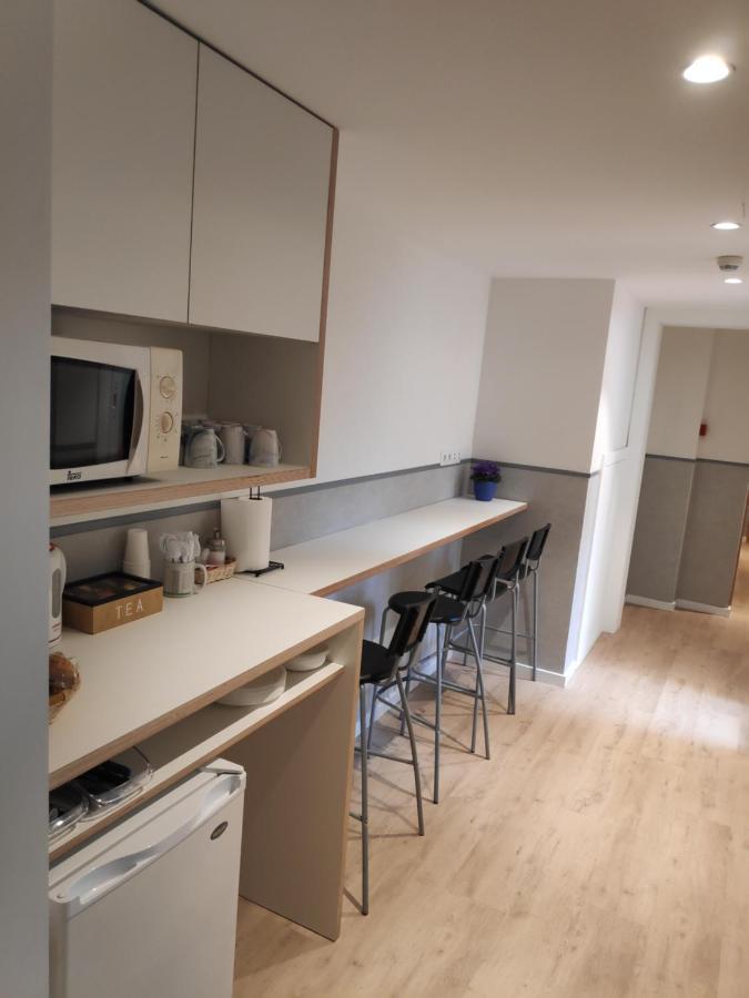 Hostal Bestprice Barcelona Stadium Extérieur photo